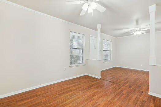 Building Photo - 1624 Aquarena Springs Dr