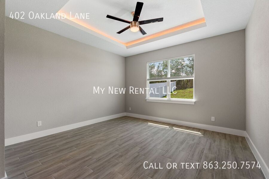 Building Photo - 402 Oakland Ln