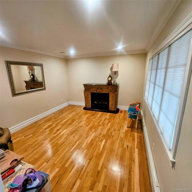 Building Photo - 10 Foxwood Ln