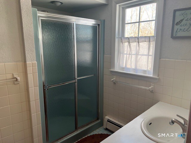 Building Photo - 51 W Lake Ave