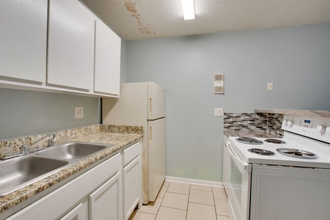 Building Photo - 4914 Cotton Row NW