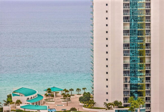 Building Photo - 300 Sunny Isles Blvd