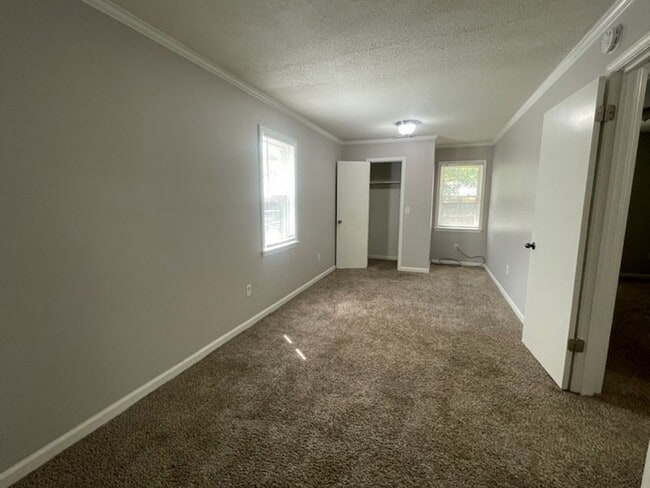 Building Photo - Southaven 4 bedrooms!