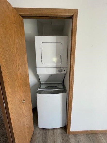 Building Photo - 4915 Universal Dr