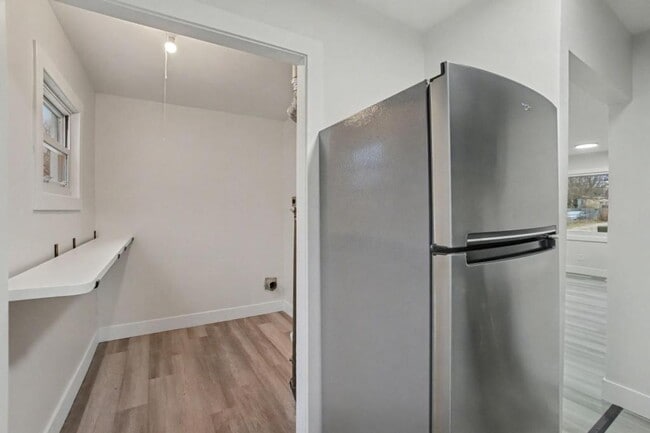 Building Photo - 4472 Curundu Ave