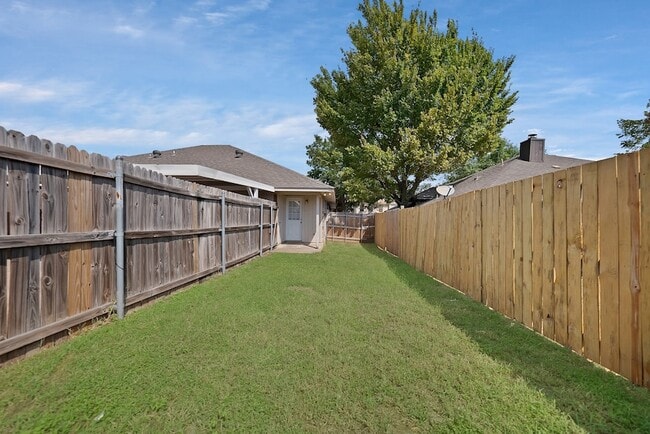 Building Photo - 4308 Elliott Oaks Dr