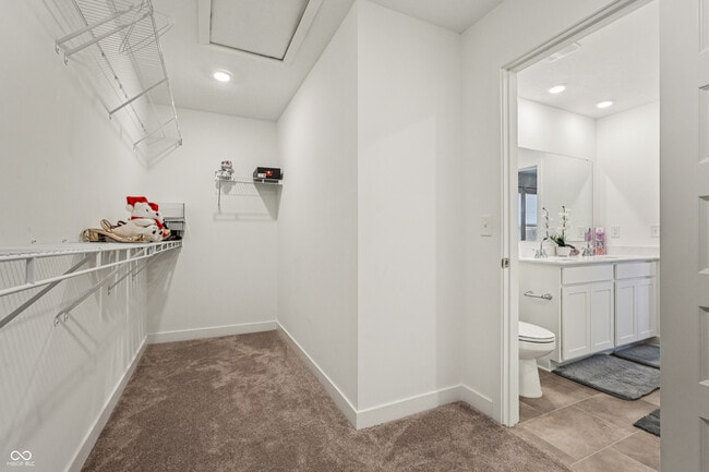 Building Photo - 4544 Nokes Pl