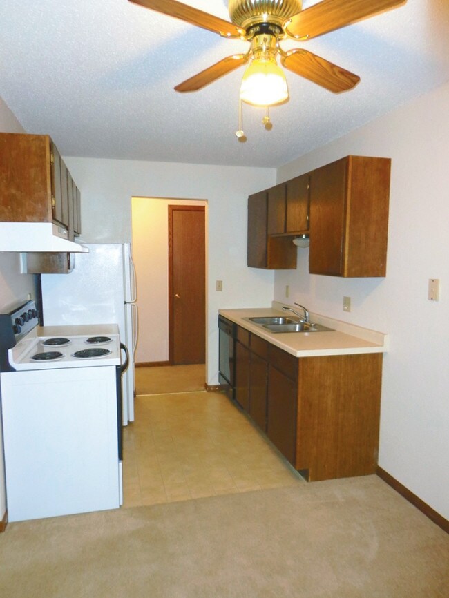 Oak Place Apartments 44 Oak St N Kimball MN 55353 Apartment Finder