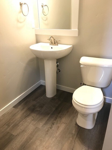 Building Photo - 4-Bedroom, 2.5-Bath Home with a 3-Car Garage and a Fully Fenced Backyard with No Rear Neighbors.