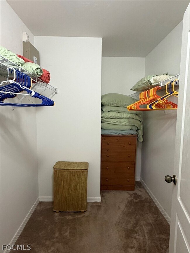 Building Photo - 3732 NE 12th Pl