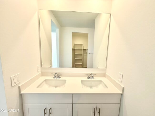 Building Photo - 17339 W Eva St