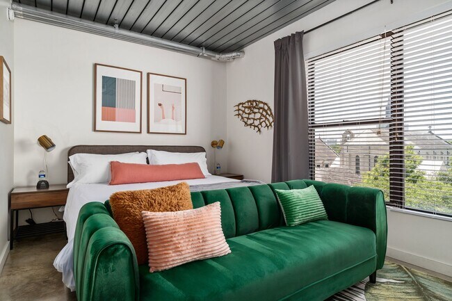 Building Photo - Midtown Studio for $1,120 – Walkable & Stylish