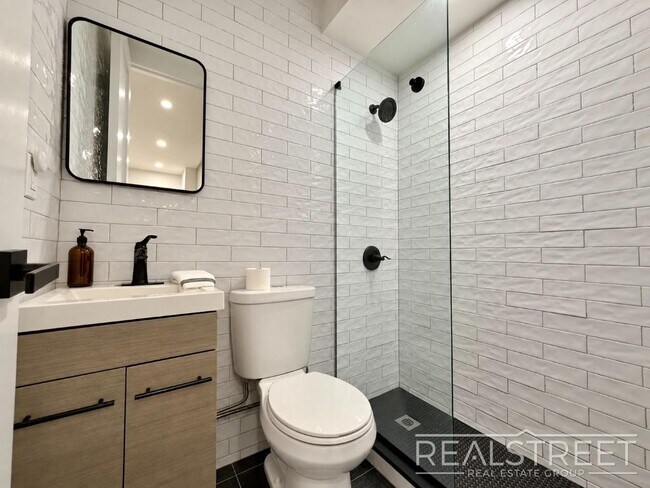 Building Photo - Spacious 3-Bedroom Duplex with Private Outdoor Space in Ocean Hill