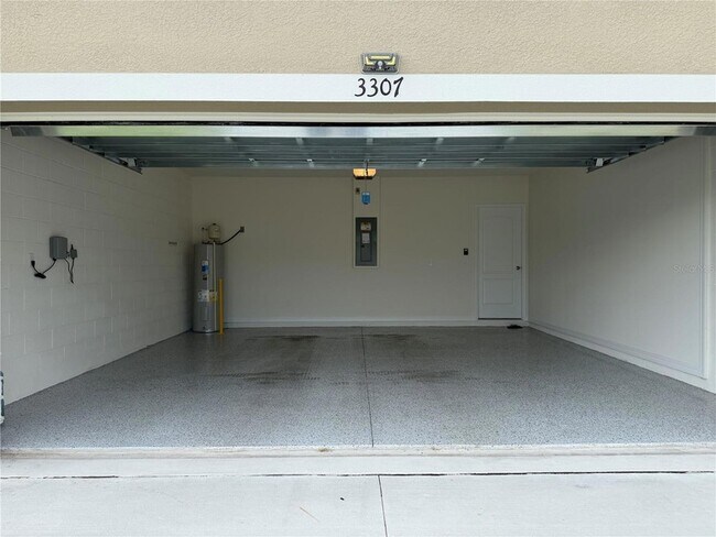 Building Photo - 3307 Wynwood Forest Dr