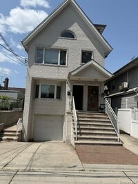 Building Photo - 61-40 173rd St