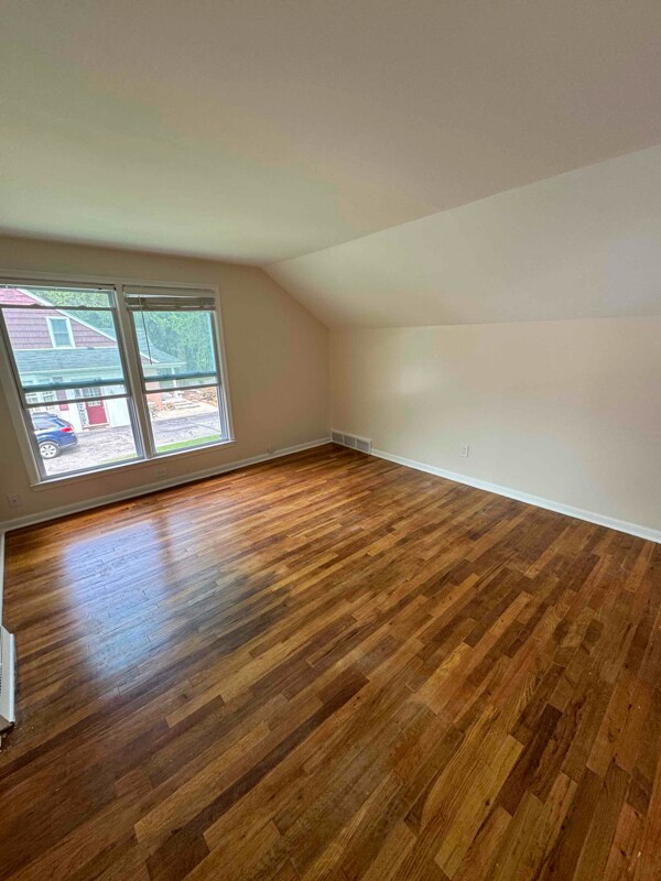 Building Photo - 15627 Portis St