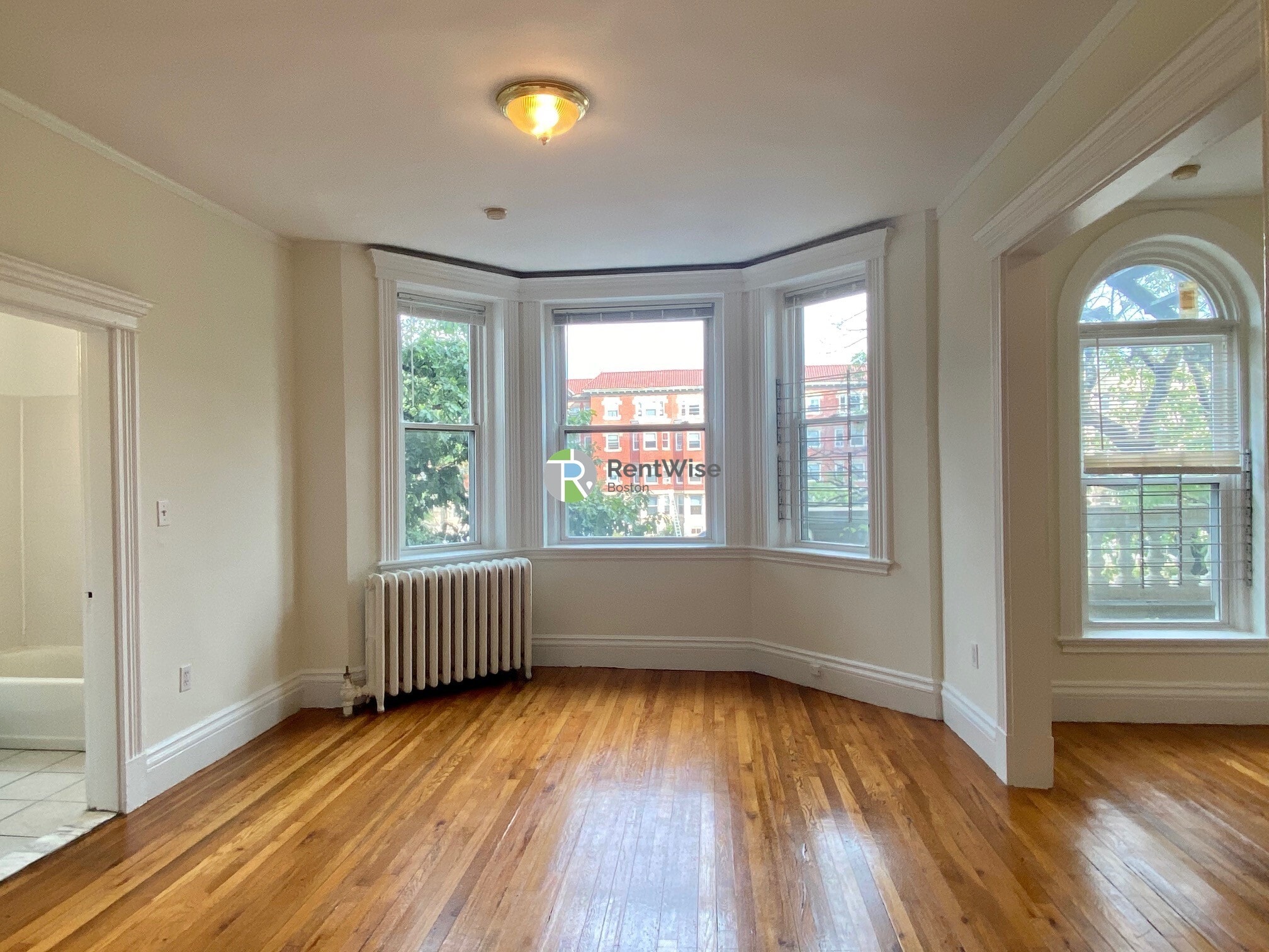 Building Photo - 1292 Commonwealth Avenue
