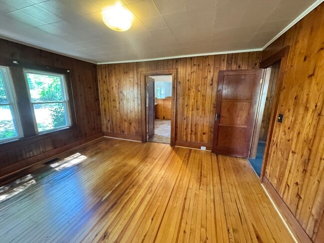 Building Photo - 3/1.5 House in Shelby, NC