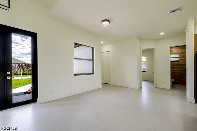 Building Photo - 2705 Darlene Pl