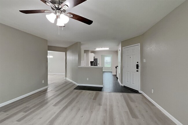 Building Photo - 16778 N Thrasher Dr