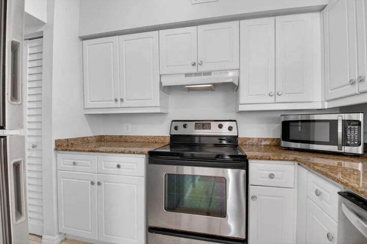 Building Photo - 3421 Tuscany Way