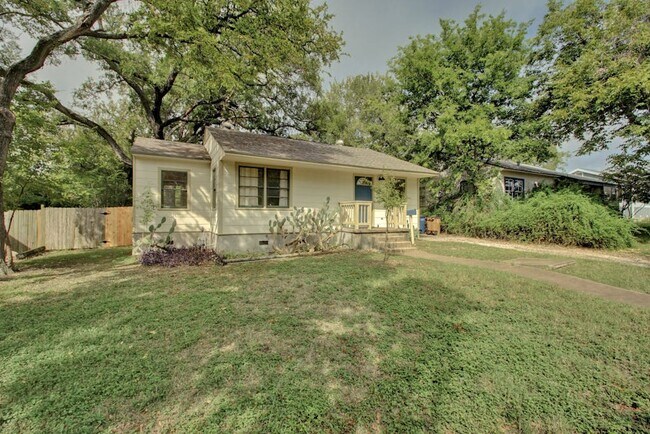 Building Photo - 3214 Larry Lane