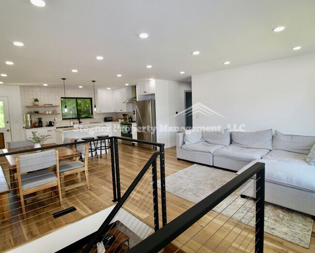 Building Photo - Incredible Updated Home