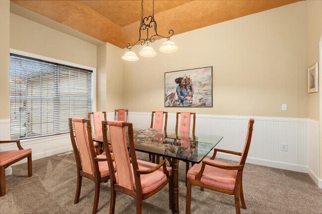 Building Photo - 3068 E Shadoweagle Dr