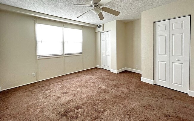 Building Photo - 3315 58th Ave S