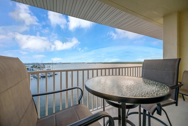 Building Photo - 8800 Bay Pines Blvd
