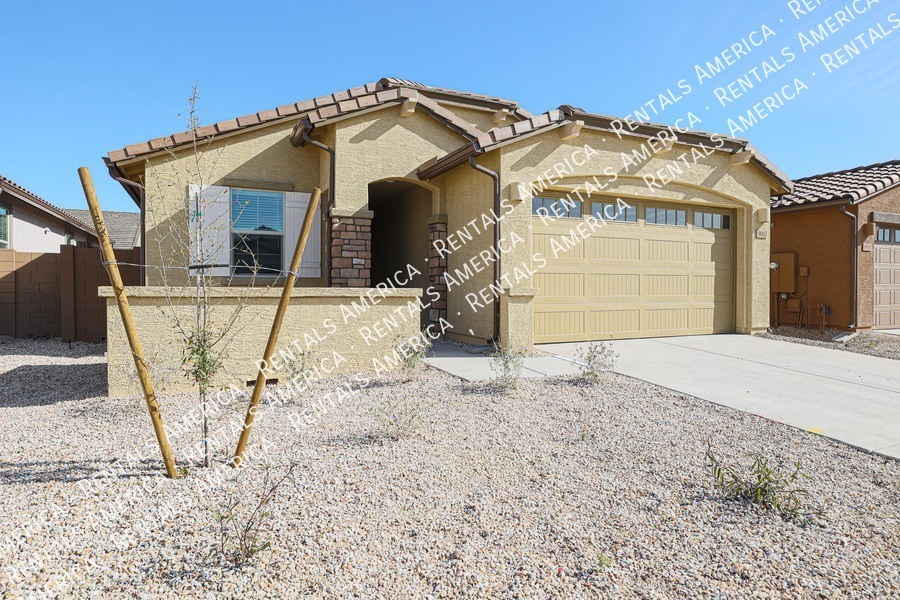Building Photo - 9002 W Rancho Dr