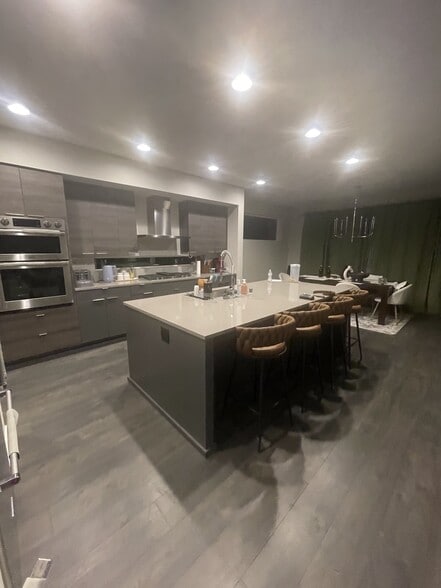 Building Photo - 16301 27th Street Ct E