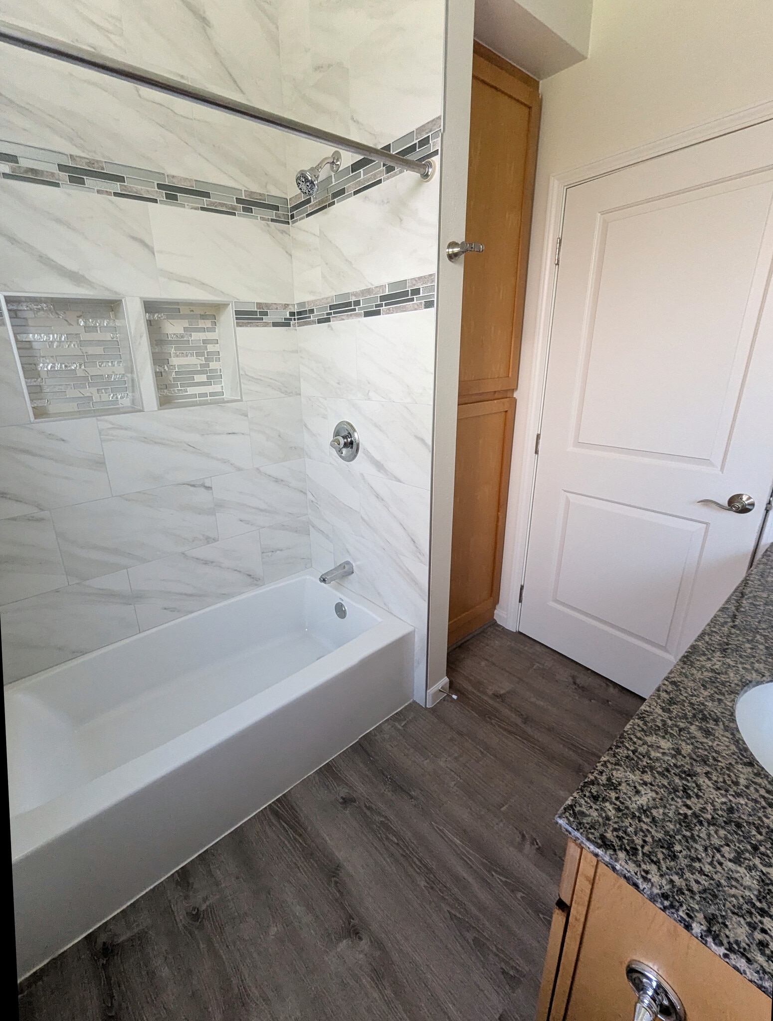 1st Flr - Guest Bath - 214 A Kuli Puu St