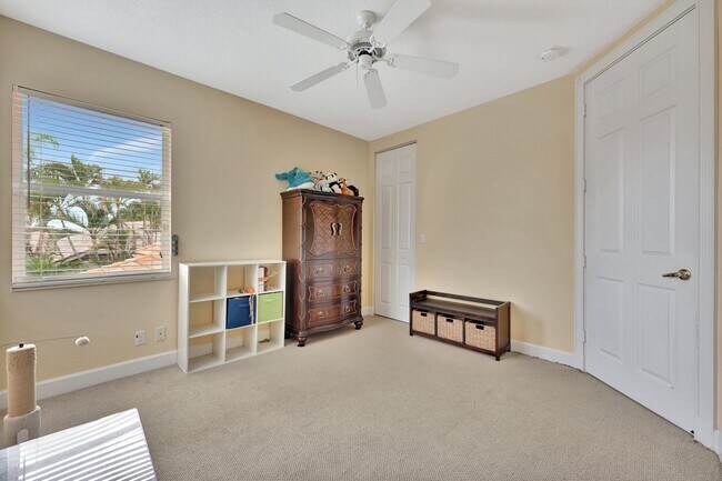 Building Photo - 546 NW 118th Terrace