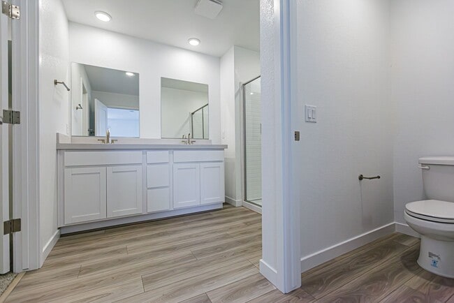 Building Photo - Brand New Home