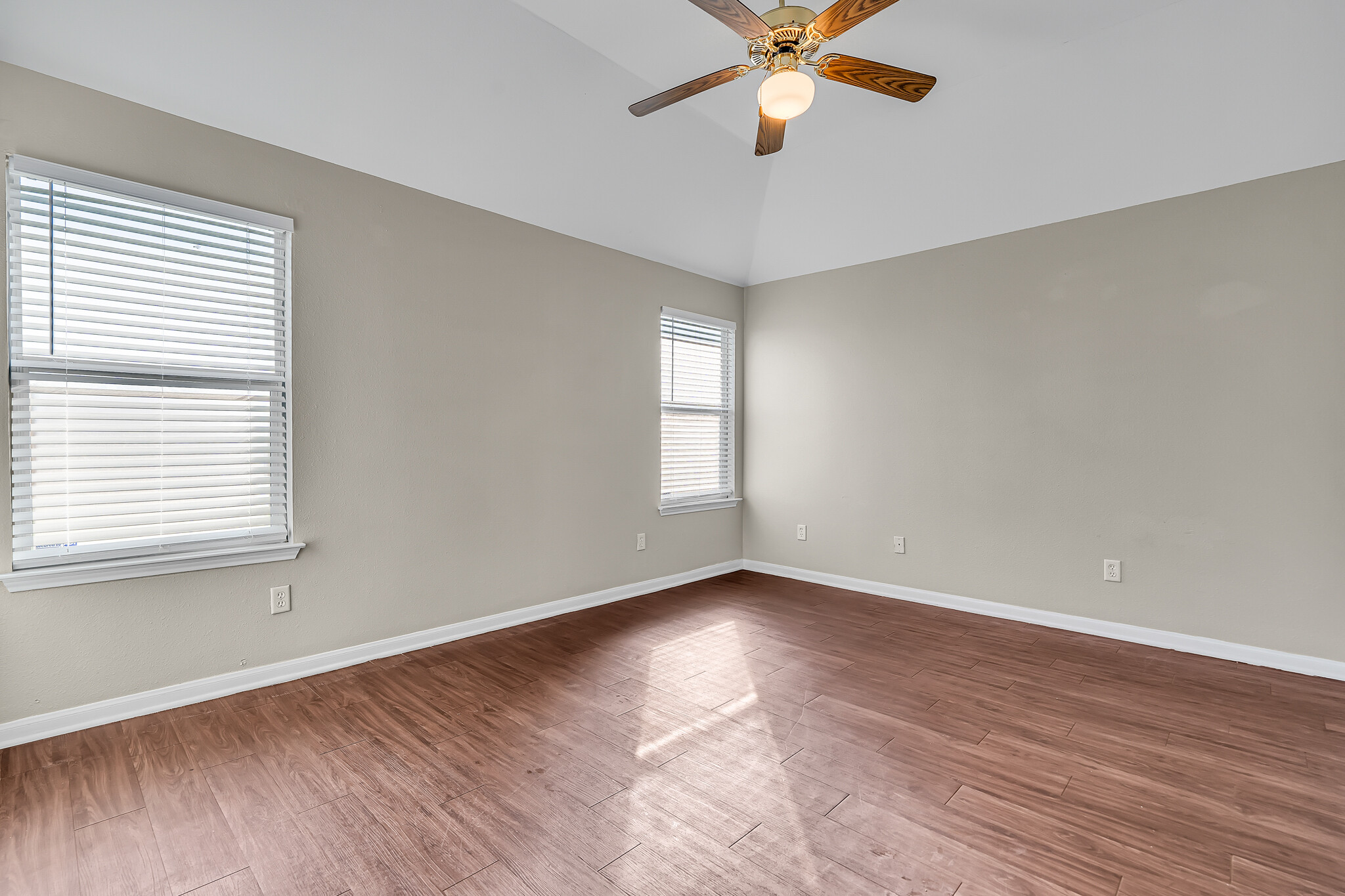 Building Photo - 3715 Westfield Dr