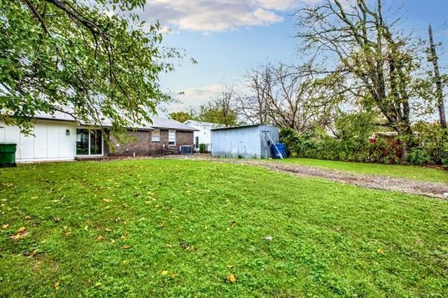 Building Photo - 203 S Forest Crest Dr