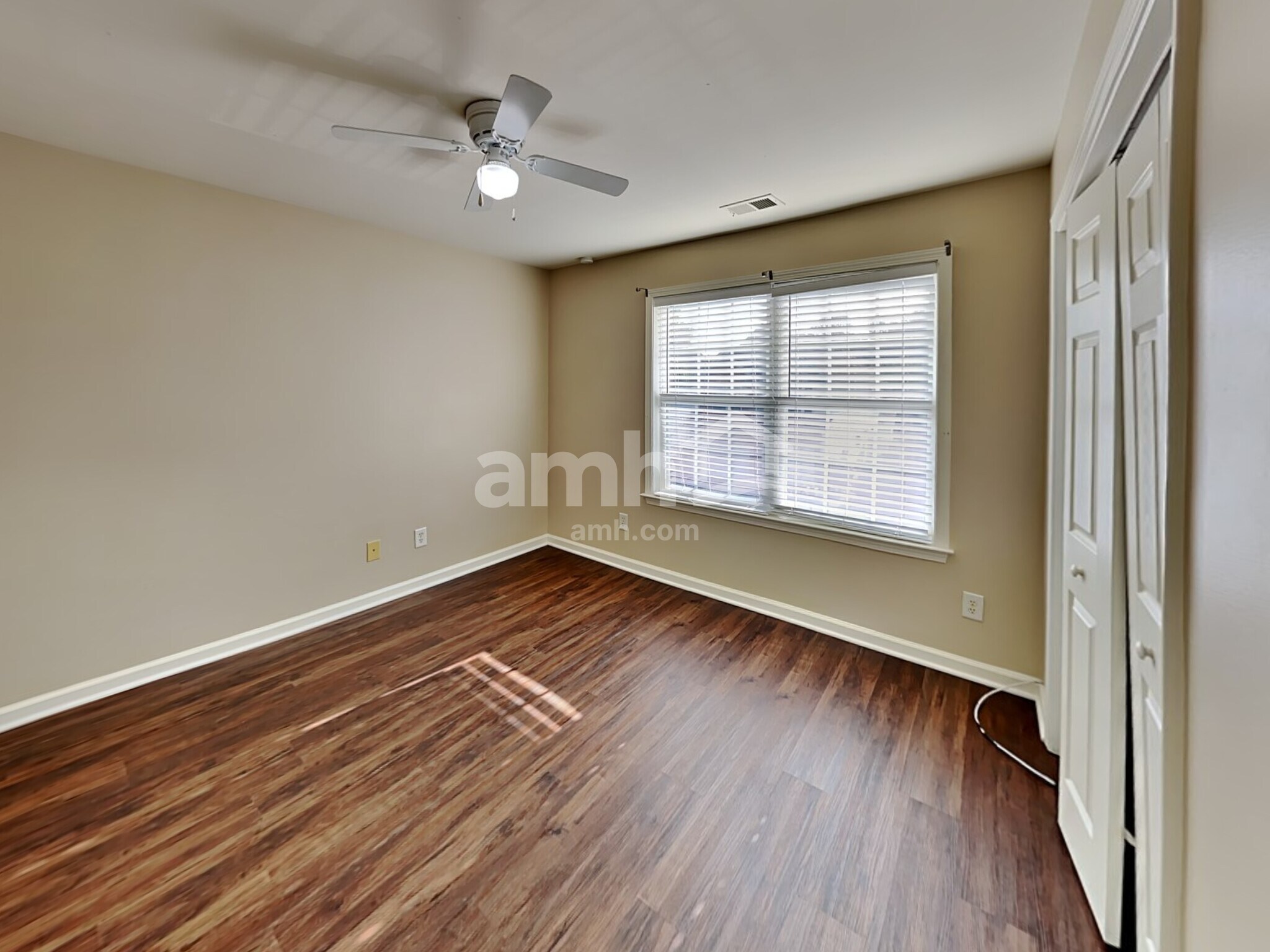Building Photo - 219 Highland Falls Dr