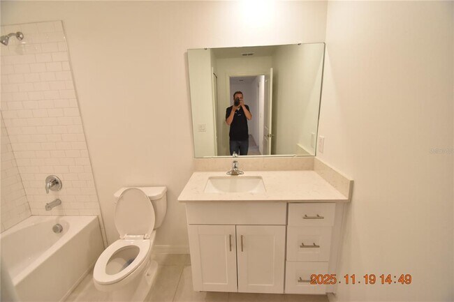 Building Photo - 6252 Shiner St