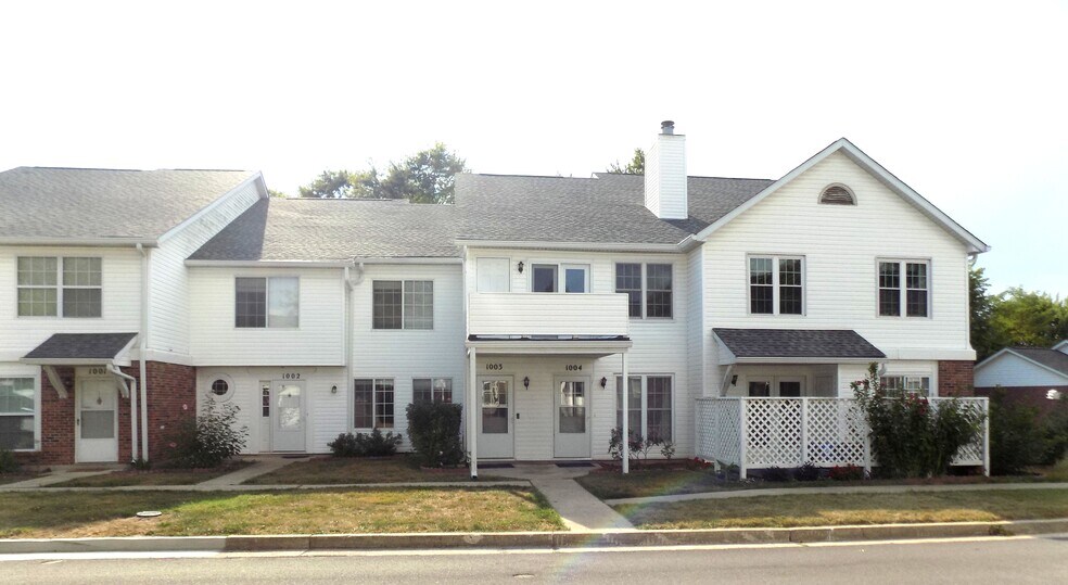 Primary Photo - 1003 Condo Dr