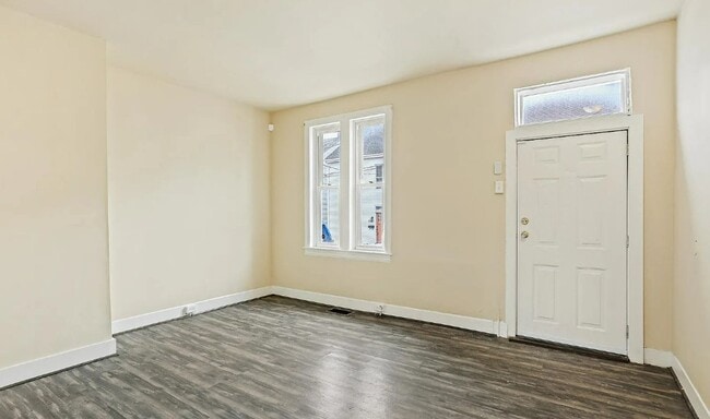 Primary Photo - Coming Soon! Bright 4 Bedroom, 1 Bath Home...