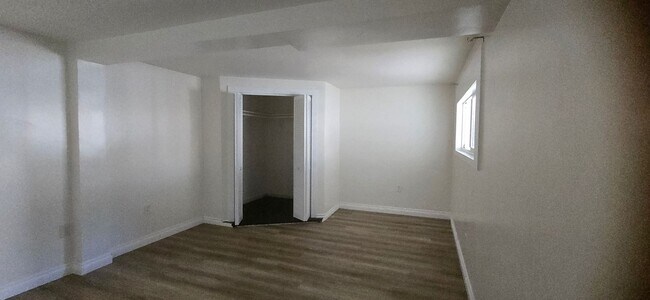 Building Photo - 3205-3207 42nd St.