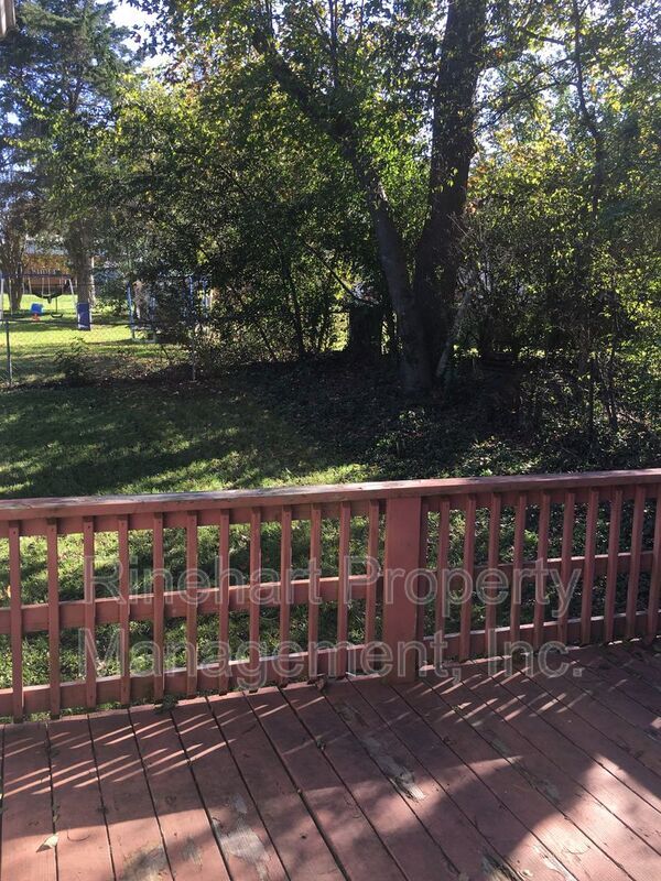 Building Photo - 410 Williamson St