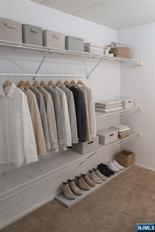 Building Photo - 5 Linden St