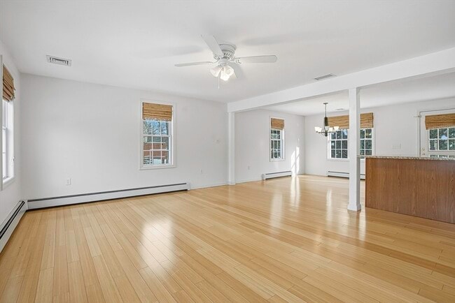 Building Photo - 55 Arrowwood Dr