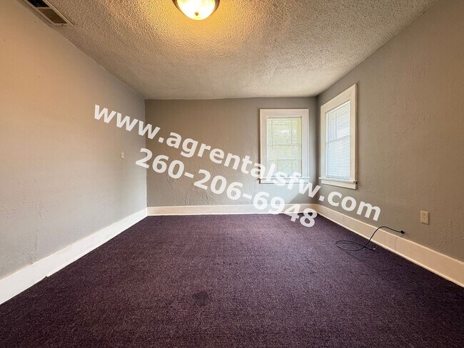 Building Photo - 209 S West St