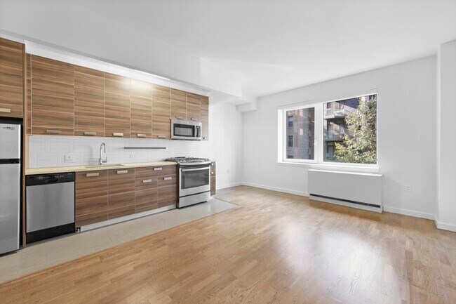 Interior Photo - 22 Caton Place