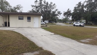 Building Photo - Sarasota Studio Apartment