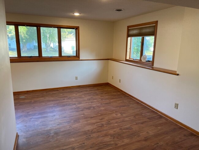 Building Photo - 215 Arch St