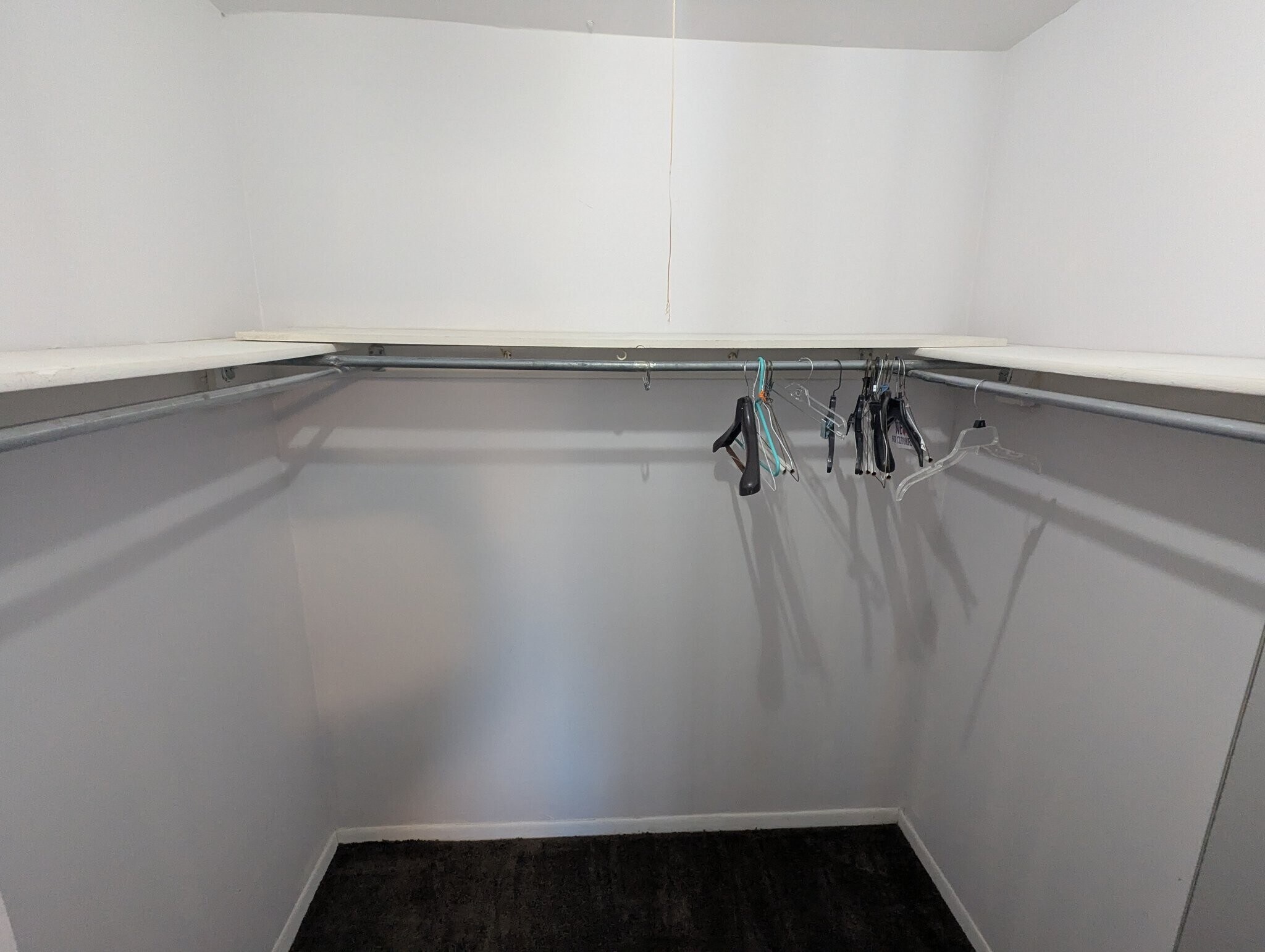 Building Photo - 47301 Delaire Landing Rd